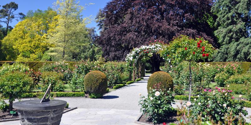 bigstock-New-Zealand-The-Sun-Dial-at-Christchurch-Botanical-Gardens-80923055